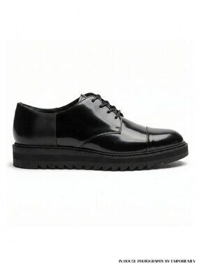 The Onitsuka Derby 1181A378 Unisex Black Leather US 8 (0529)